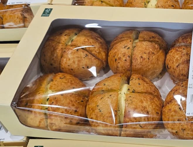 갈릭크림치즈롤 GARLIC CREAM CHEESE ROLL 6CT/PACK