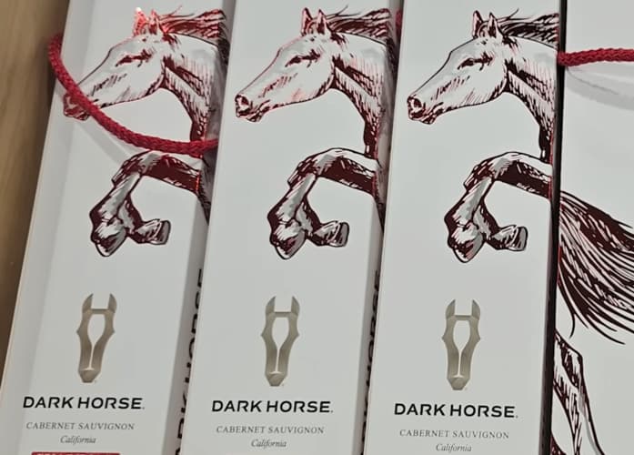 다크호스 까베르네 쇼비뇽 750ML