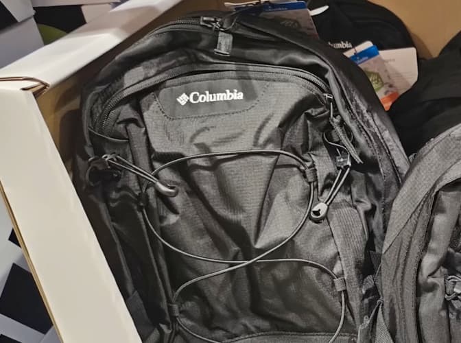 COLUMBIA 등산가방 23L