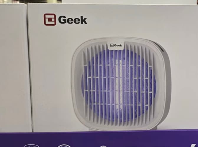 GEEK 긱 충전식 모기 퇴치기