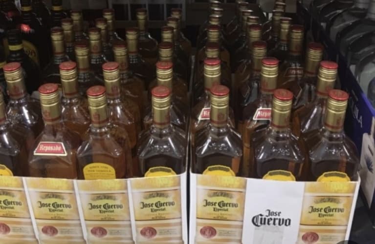 JOSE CUERVO 레포사도 데킬라 1L