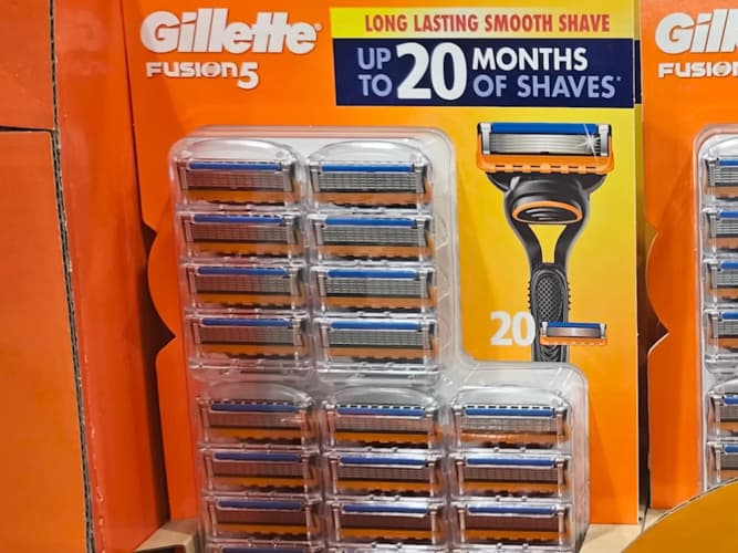 GILLETTE 질레트 퓨전5 면도날 20개